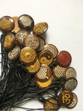 Load image into Gallery viewer, Coconut Shell Necklace