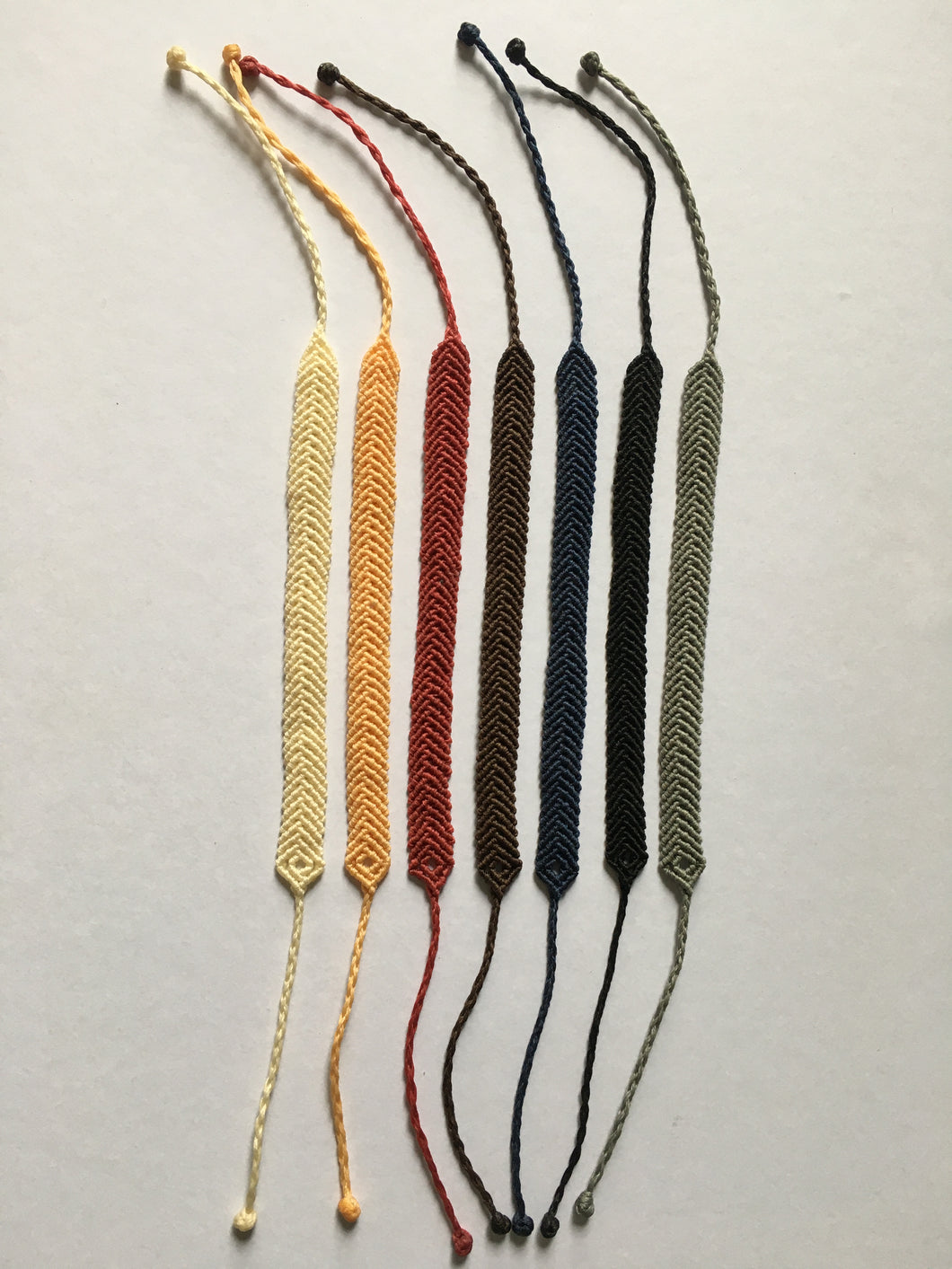 Ribbed Macramé Bracelet