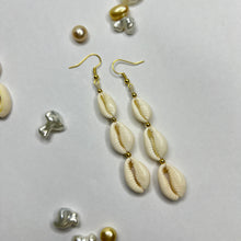 Load image into Gallery viewer, Seashell Dangle Earrings
