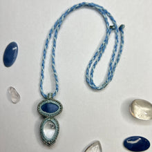 Load image into Gallery viewer, Blue Agate with Clear Quartz Macramé Necklace
