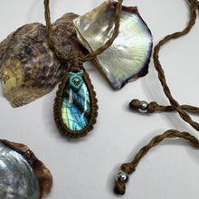 Load image into Gallery viewer, Labradorite Macramé Necklace
