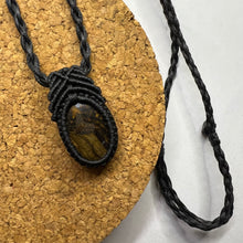 Load image into Gallery viewer, Tiger Iron Macramé Necklace
